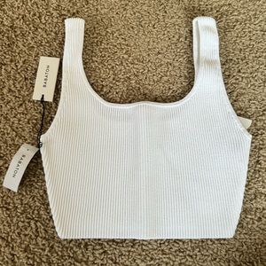 ❌sold❌Aritzia babaton sculpt knit cropped ribbed tank top white size S